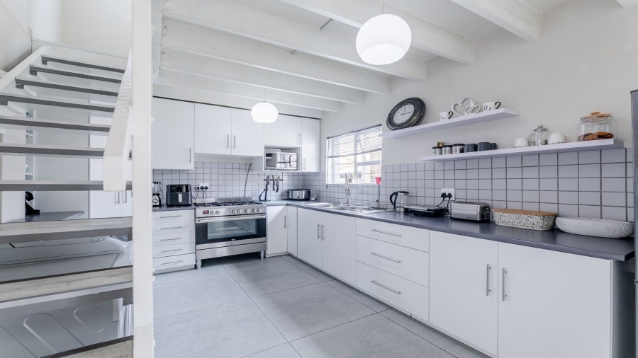 To Let 2 Bedroom Property for Rent in Avondale Western Cape